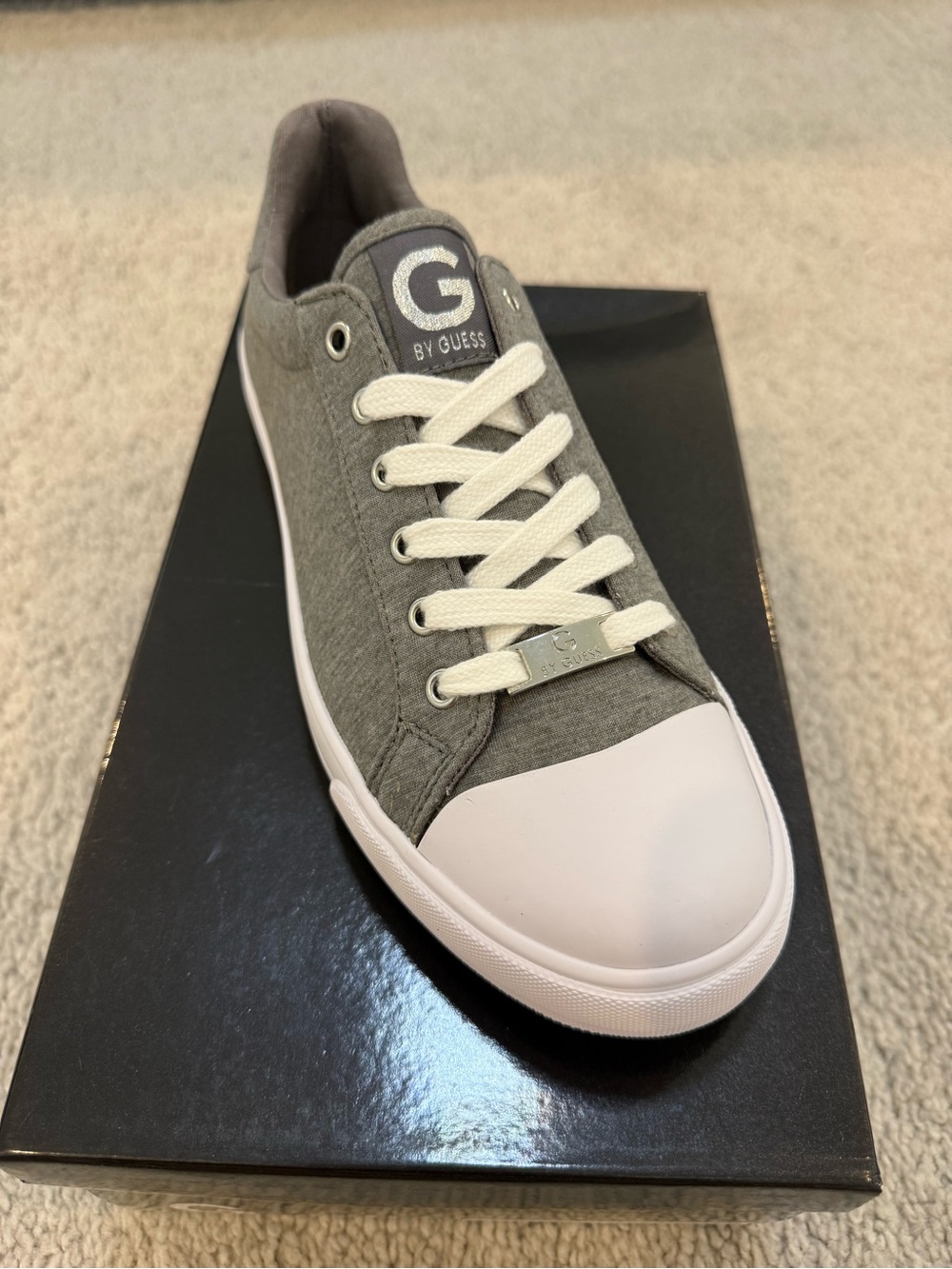 G by Guess Gray Fabric Sneaker size 8